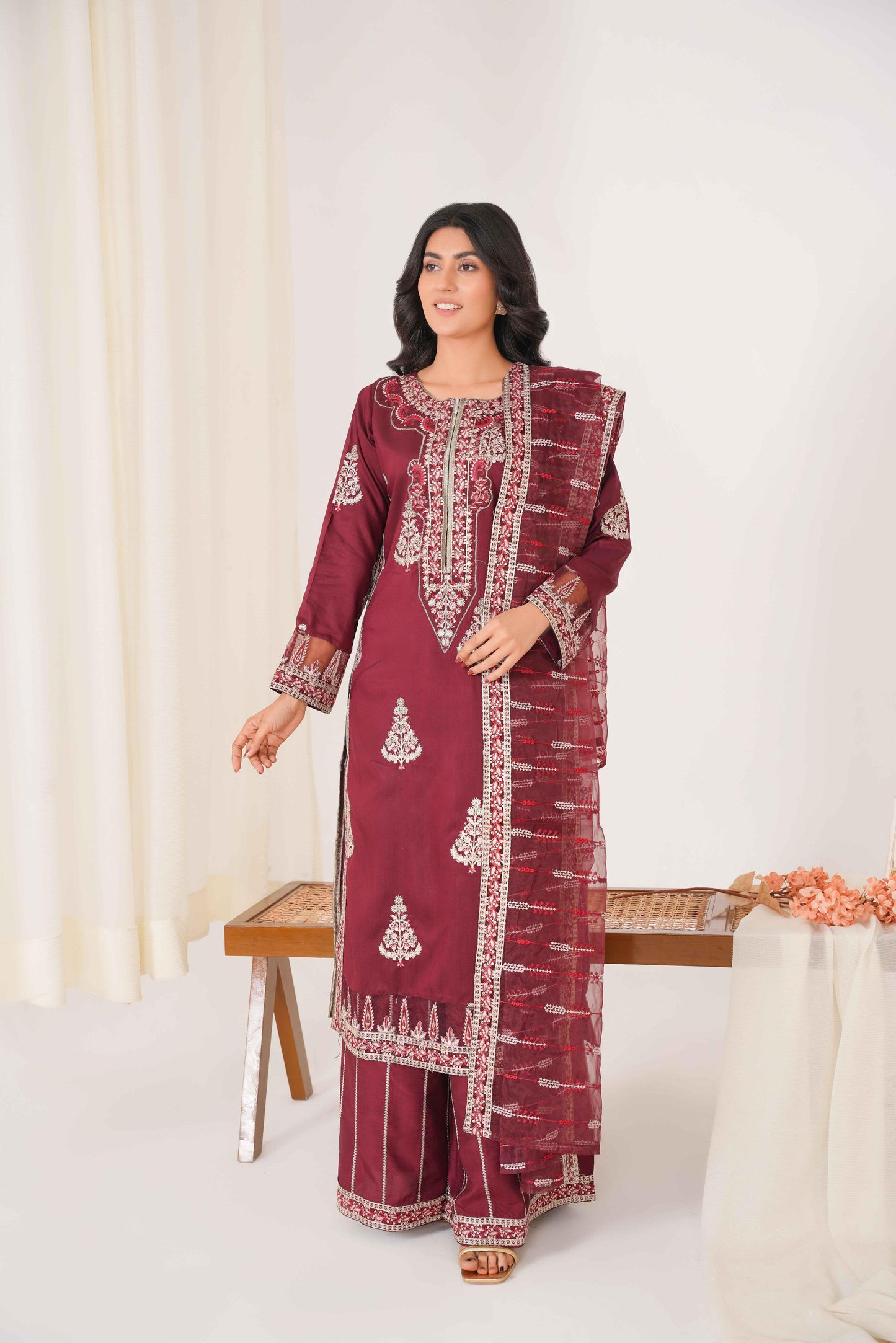 Magenta 3PC - Embroidered Luxe Pret