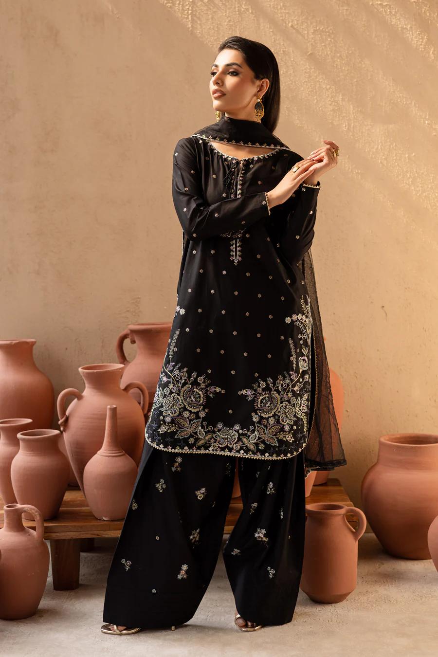 Varsha – Monochrome Muse 3Pc Set