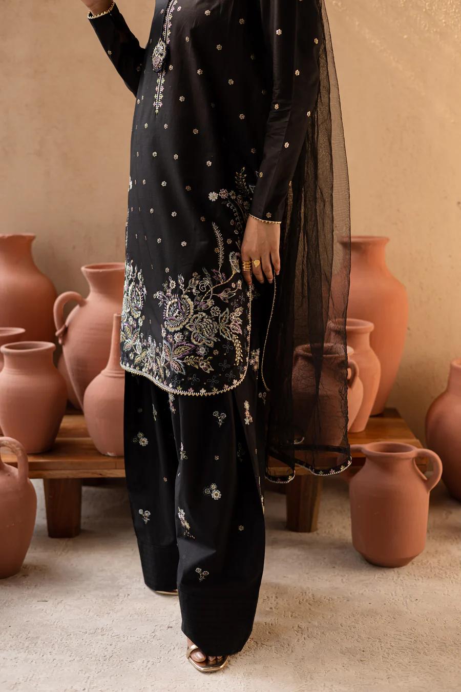 Varsha – Monochrome Muse 3Pc Set